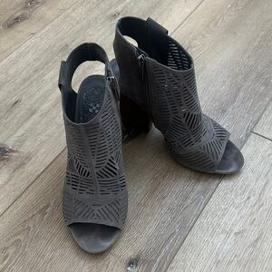 Vince Camuto Kimora Charcoal Women's Cutout Heels